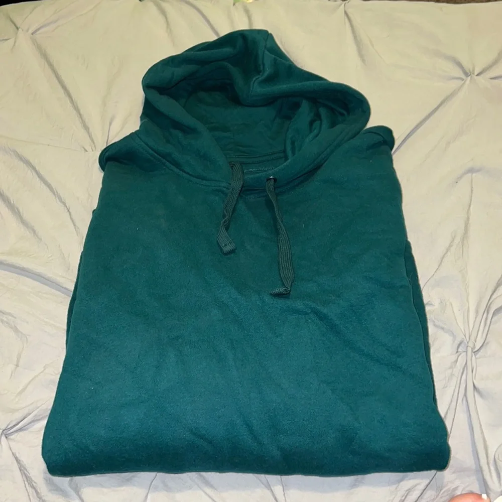 “The awesomely soft ultimate hoodie” urban pipeline - Picture 1 of 2